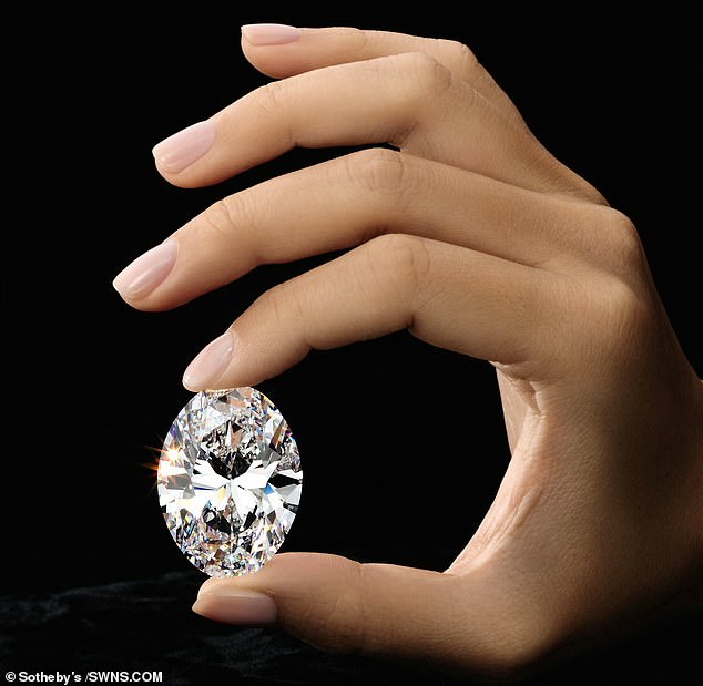 diamante 88 quilates tamaño huevo - diamante 13 millones  - manami star - joyeria marga mira